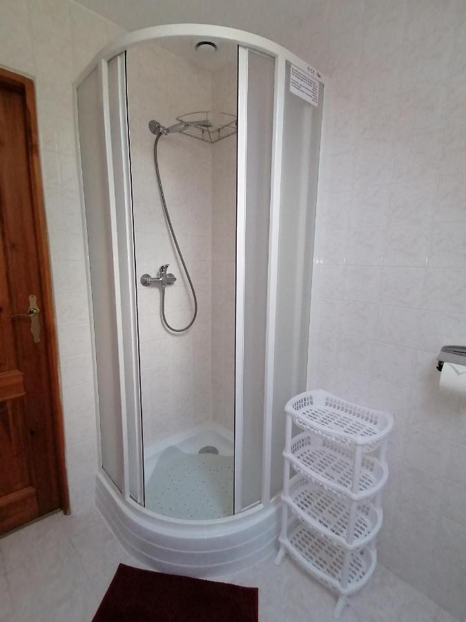Apartmany 670 Pod Lysou Horou โรกีนีซ นัด ยีเซอโร ภายนอก รูปภาพ